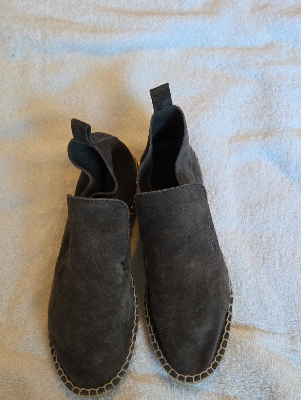 VINCE Ladies Suede Espadrilles